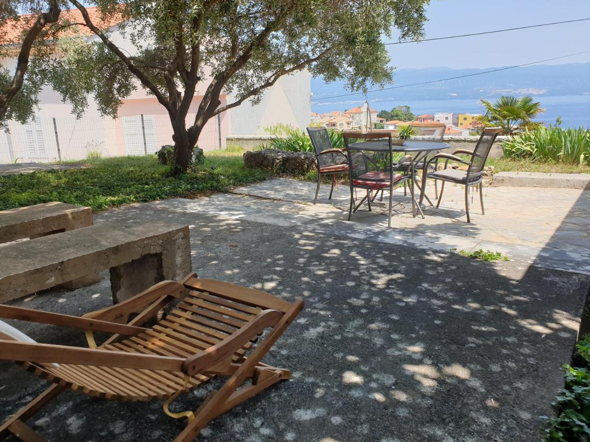 Two Olives Villa Vrbnik Ngoại thất bức ảnh